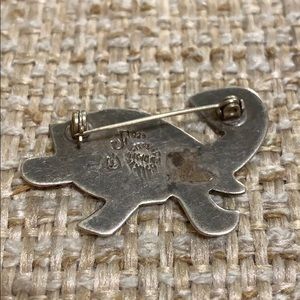 Unbranded Jewelry - Vintage Sterling Silver 60’s Enamel Turtle Pin Unbranded Jewelry - Vintage Sterling Silver 60’s Enamel Turtle Pin